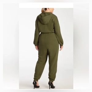 NWT Juicy Couture French Terry Hooded Cargo Jumpsuit Green Size Medium